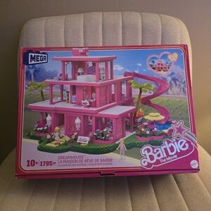 MEGA Barbie the Movie Dreamhouse - LEGO Compatible
